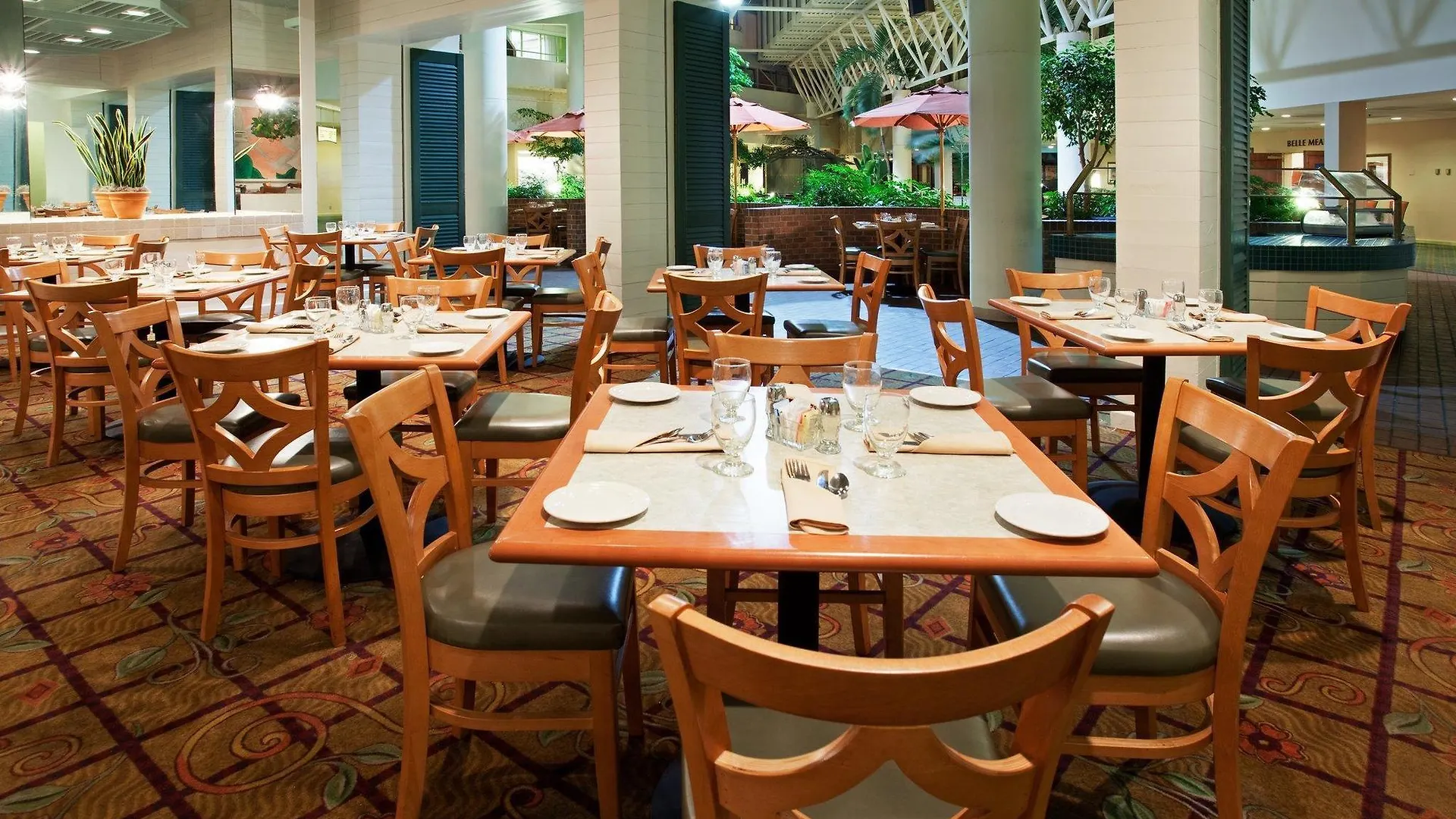 Nashville Airport Marriott 4*,  USA