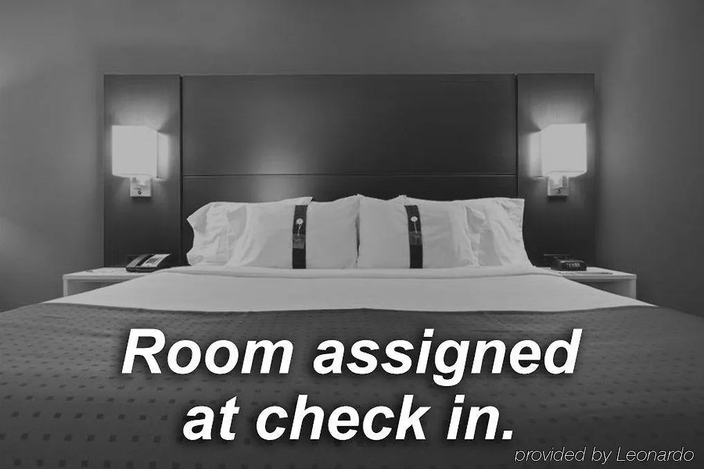 Nashville Airport Marriott 4*,